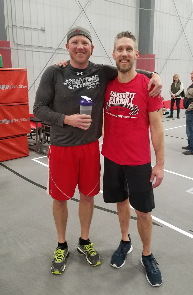 pmacke92's tweet photo. @CoachSteinKHS @CoachMinnehan @KuemperKnights  @andyreiman #k@b  two great gyms unite for a great cause. #makecarrollfitagain https://t.co/jSY6zXkla6