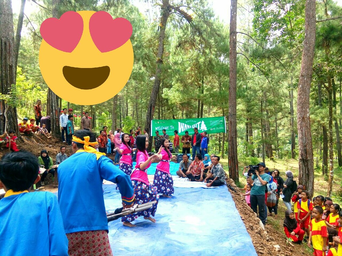 Sabtu (25/3) wisata alam #wanasuta diresmikan bersama-sama oleh LMDH Wanaaji &amp; Perhutani kenthongan, rame pisan cc @banyumasinfo1 <a href="/InfoPWT/">Info Purwokerto</a>