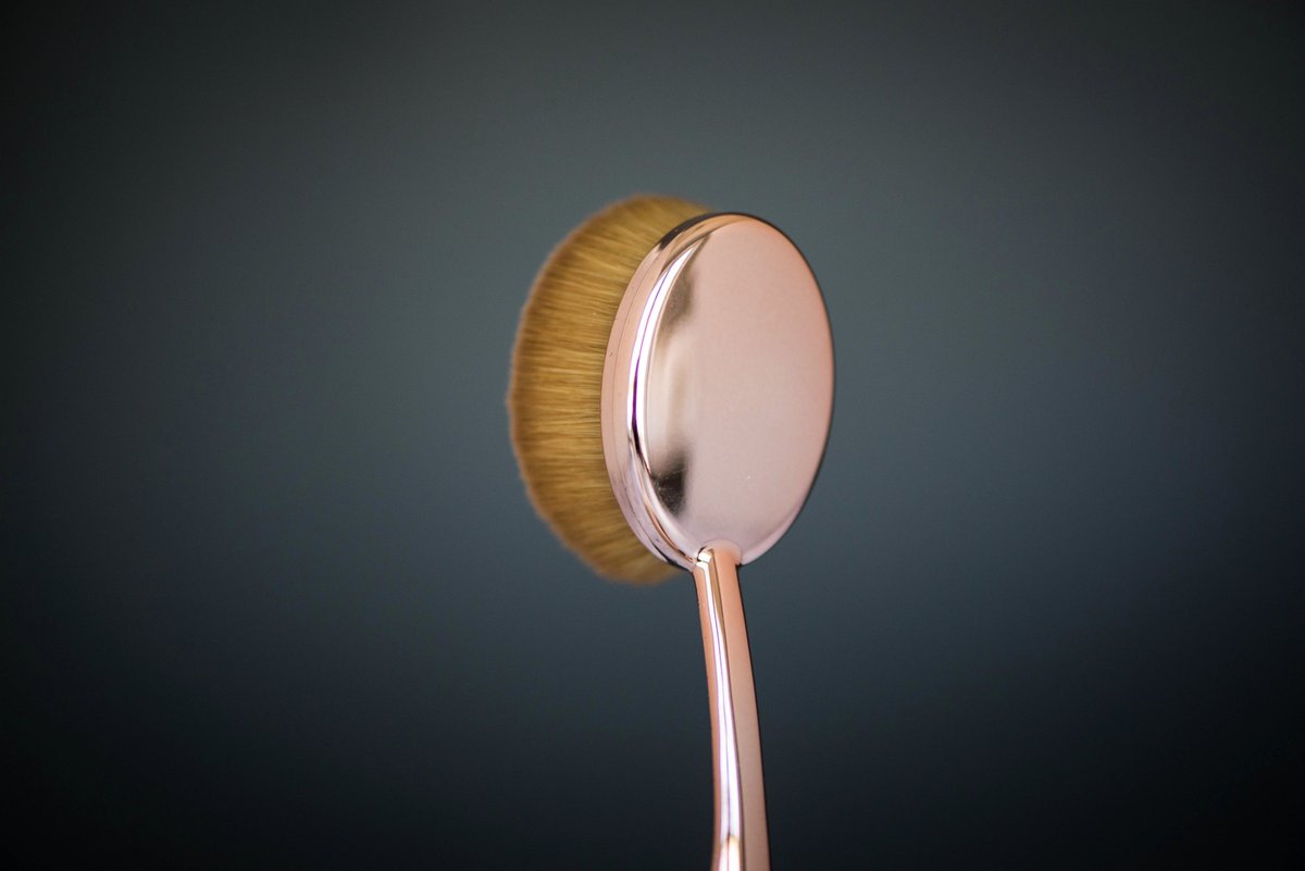 theMvictorian's tweet image. New blog post! I found a #beautydupe 

#thrifty #themodernvictorian #dupe #makeuptips #beauty #cheap #blog #review themodernvictorianofficial.com/beauty-dupe-40…