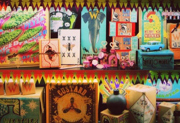 AniaBones's tweet photo. •Una tarde en Honeydukes•
 | Rol con @Wentztty | https://t.co/vPoc88Uqs5