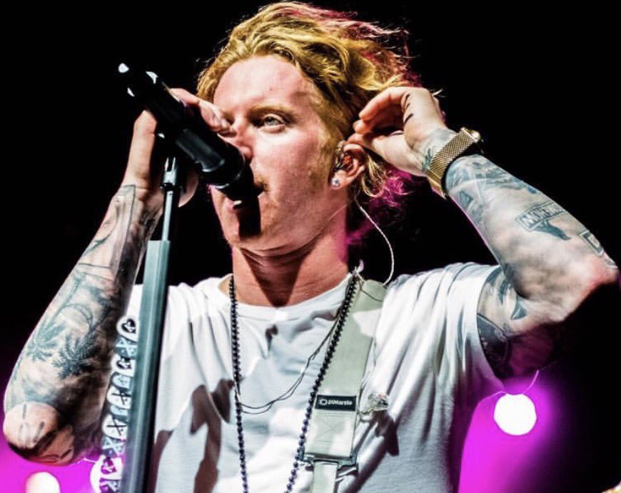 RevolutionLive's tweet photo. 7 Day countdown for We The Kings with Cute is What we Aim For! Sunday April 2!!! See you there #revolutionlive #weTheKings #ciwwaf https://t.co/JvpThgo2z6