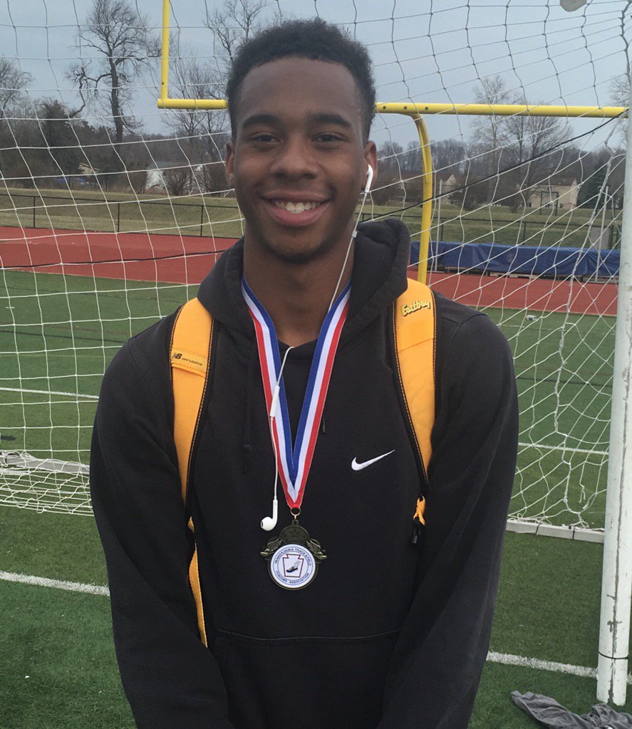 khunter10's tweet photo. Shamar Jenkins of @SoudyBoysTrack wins Field Performer of the Meet at #PATrack Classic, wins long and triple https://t.co/0jXxqbvtG5