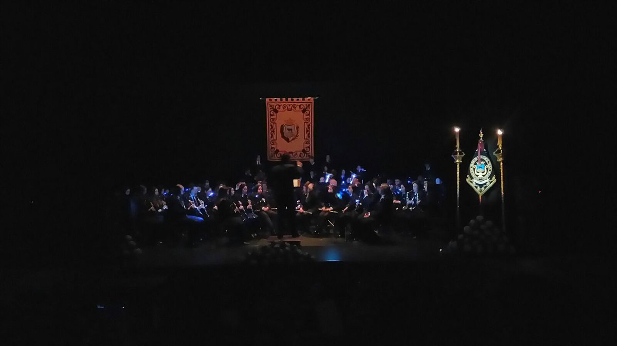 AMC_JUANMOHEDO's tweet photo. #conciertomarchas #amcjuanmohedo #Cuaresma17 #montoro
https://t.co/c25SIxV1M9 https://t.co/ZuKOwJobc4