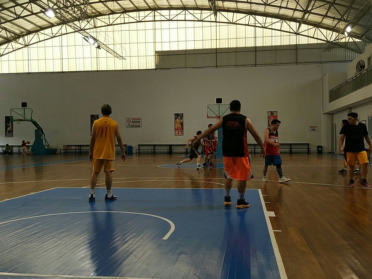 Waktunya olahraga kawan