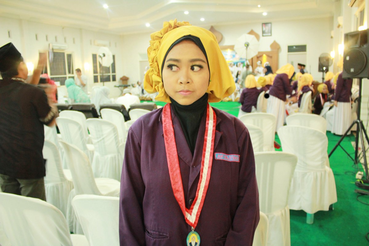 ilmania_fi's tweet photo. Finally I'm graduation 🎓😊 https://t.co/iLHQNI4DBA