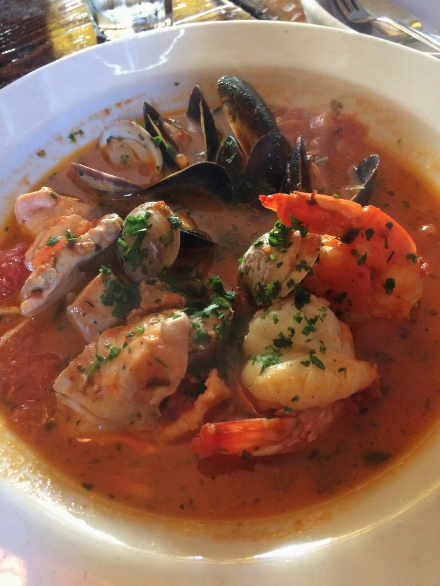 AndreAngel99's tweet image. What&apos;s better than a good cioppino? One that also feeds a hungry child! TangoTab&apos;ing It at Vespaio in Austin. #TangoTab #WhenYouEatTheyEat