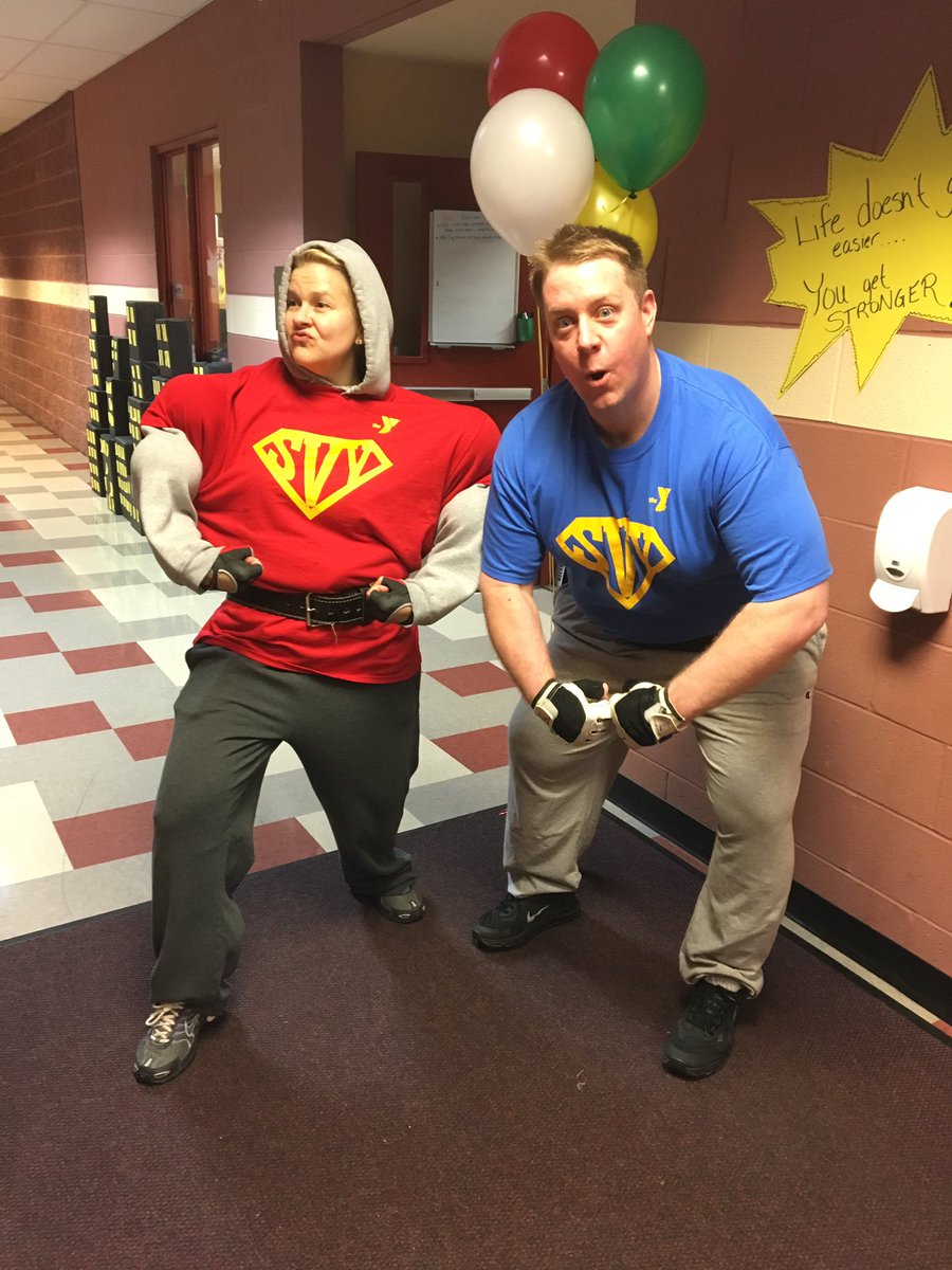 BeccyLaff4's tweet photo. My Leadership is better than yours!! Best Y All-Staff Rally ever! They pump us up for Spring Valley Strong@HdubbYMCA @TomGall117 @pfvYMCA https://t.co/cYpChMcIWA