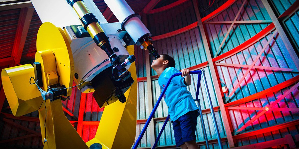 Travelzoo's tweet photo. There are 500 billion galaxies in the universe, but only there's one @AdlerPlanet #Chicago #Adler #SeeChicago https://t.co/onGbVs5jqv https://t.co/Q0892MkAfq