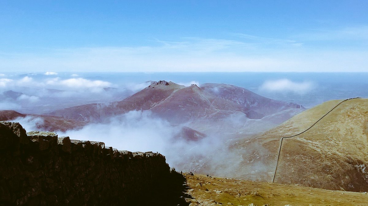 DCA130709's tweet photo. #mourne #mountains https://t.co/yBmSAw0wnO