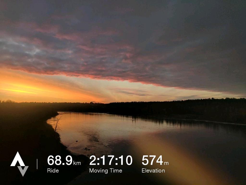 First Dawn Patrol of the year was a beauty! strava.com/activities/935…