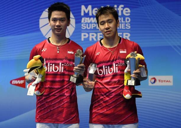 DjarumBadminton's tweet photo. Hattrick Gelar Juara Superseries + Kembali Ke Posisi Pertama Peringkat Dunia #Proud #Minions #TerimaKasihKevinGideon 🇲🇨🏅🏆 https://t.co/vUCqm8E86m