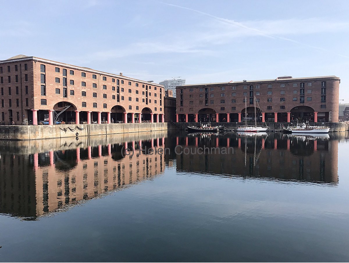 HelenCouchman's tweet photo. A beautiful day! Last visit, 1996 to see the then NEW #Tate. Back to give a #talk today. @TateLiverpool @lookphotofestival #Liverpool #China https://t.co/f96hAOhYQ3
