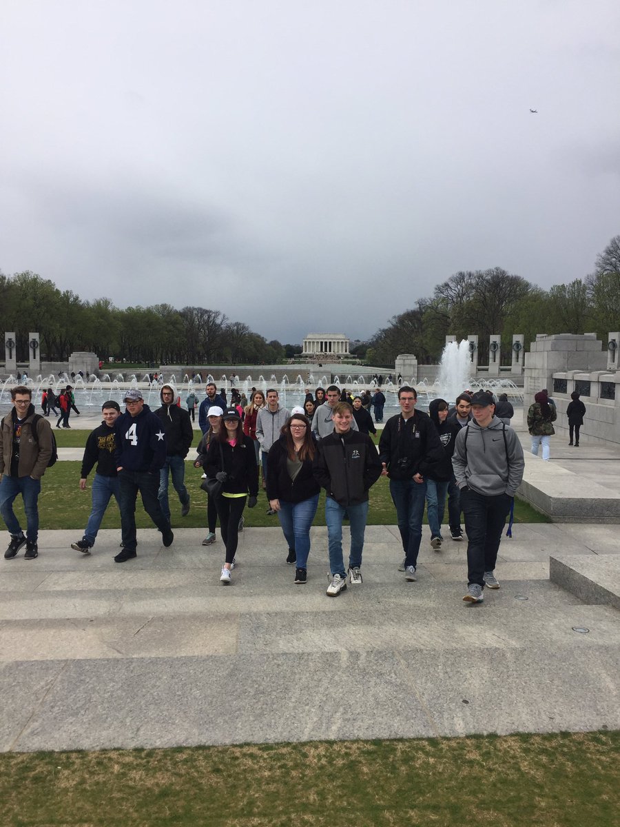 sstwahs's tweet photo. Few pictures from Friday's trip to D.C. https://t.co/yJ2p9NO34Y