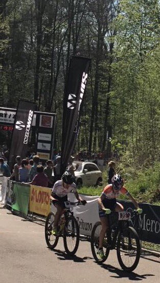 BrentjensMTB's tweet photo. Thanks to #Number1 @FiniCarst for making photos of the victory of #YanaBelomoina @maxmtbua #Germany #BadSackingen https://t.co/6GDw2vx4aS
