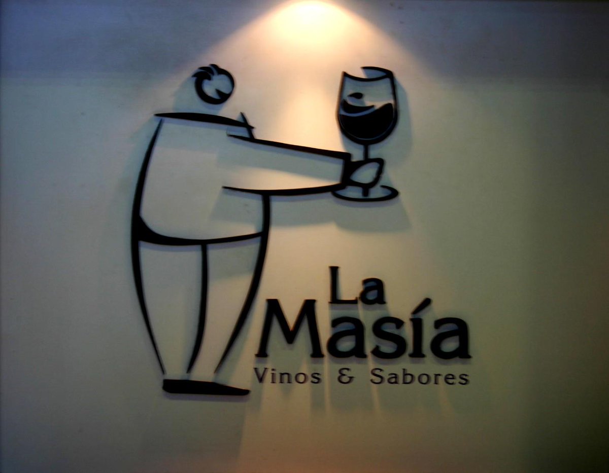 MalmaWines's tweet photo. La #VinotecaLaMasía de #Neuquén celebra #LaSemanaDelMalbec con los mejores vinos patagónicos #MalbecWorldDay https://t.co/Xqzg8RR7wK