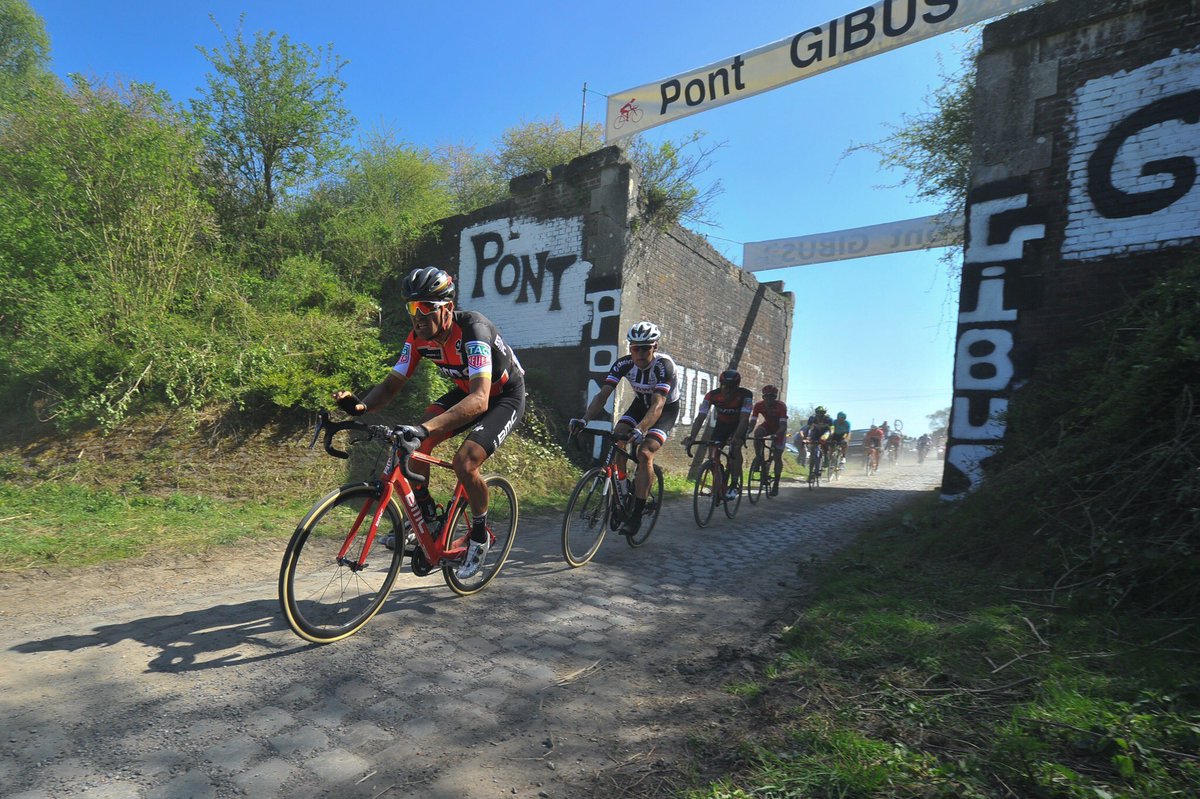 #ParisRoubaix #hellofthenorth <a href="/hetiskoers/">Het is koers!</a> <a href="/GregVanAvermaet/">Greg Van Avermaet</a>