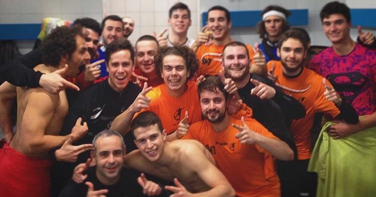 antonsetieen7's tweet photo. Fin de la temporada de segunda y solo queda dar las gracias! Sois enormes perrooos!! 🍊🍊 https://t.co/kjxm9PpMZG