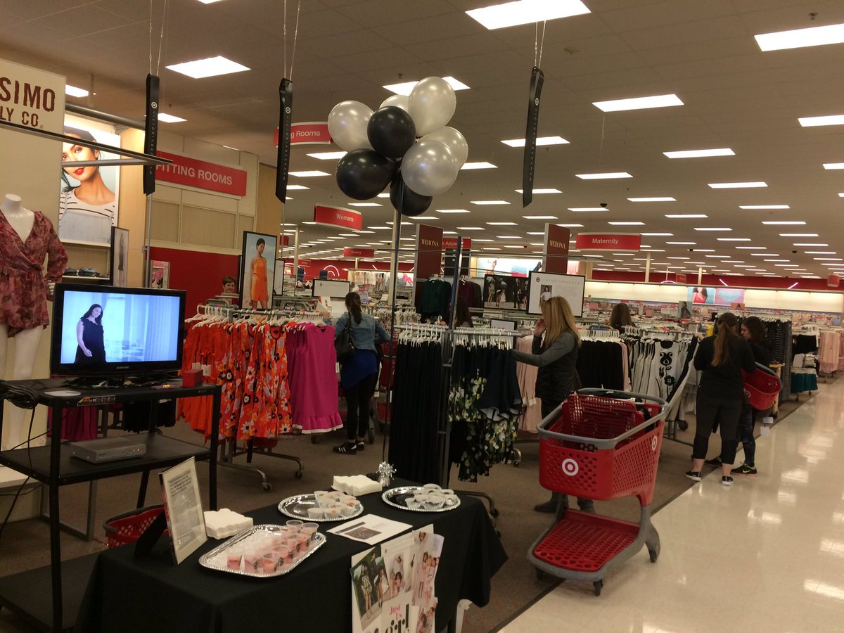 It's finally here... Victoria Beckham launch party! Come check it out at T1917. <a href="/vanessa_b1917/">Vanessa Butler</a> @kelseym_target <a href="/HeatherFanz/">Heather Fanz</a>