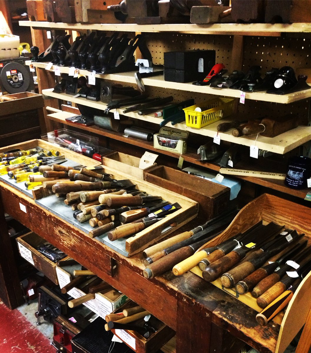 Is this heaven? Great little antique shop we stopped at loaded with tools. #ibuildedthat #makersmovement #makersgonnamake