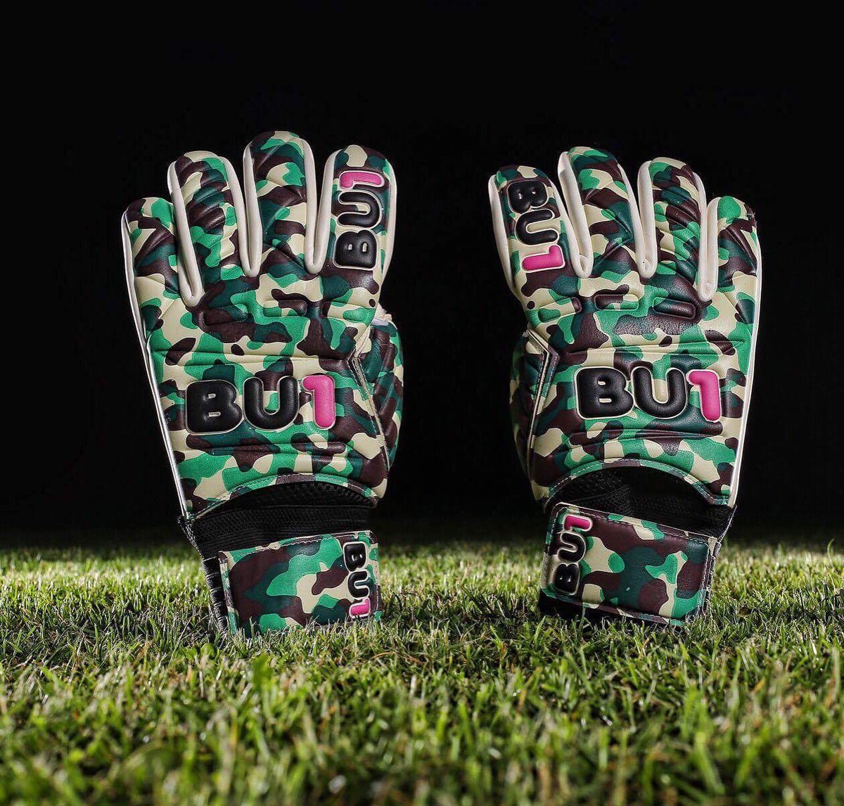 BU1GLOVEScom's tweet photo. Bu1 Army ✌️
👉 https://t.co/DOYDk5mwVw
👉 #Free #shipping #worldwide https://t.co/qNPP67Izpy https://t.co/nGyqJZ59Kp