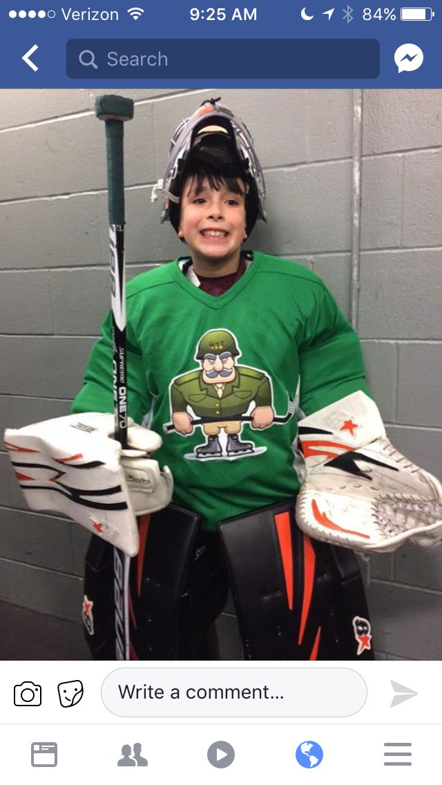 NyLokomotiv's tweet photo. What a difference a year makes 2007 goalie Shea Stannard last year at the Shamrock with Boston General's this year with Lokomotiv https://t.co/1W5njJzUYB