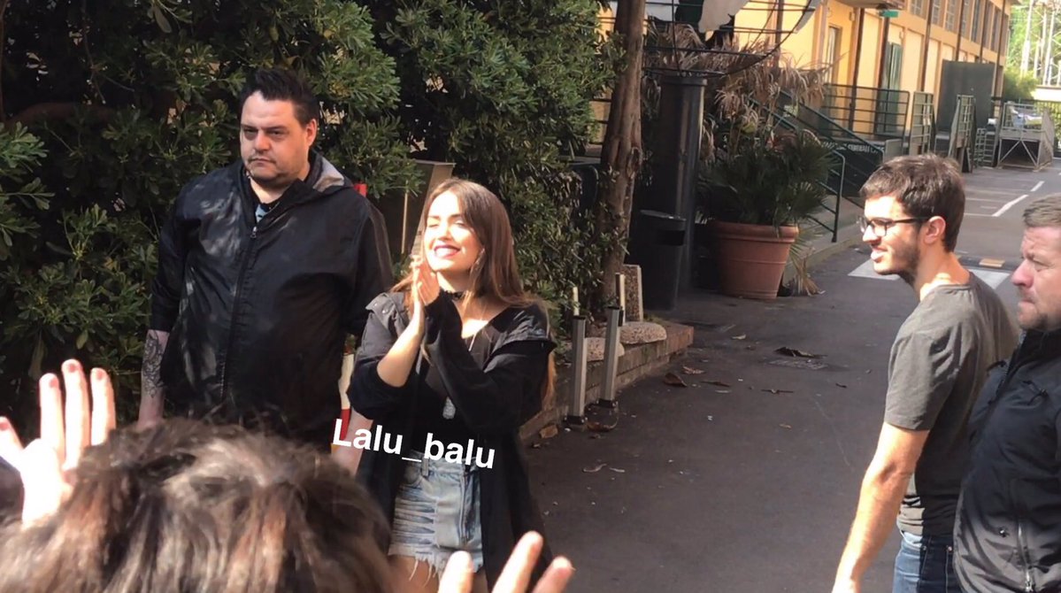 svitlanaespos's tweet photo. #LaliEnItalia https://t.co/NW8kxlfx3t