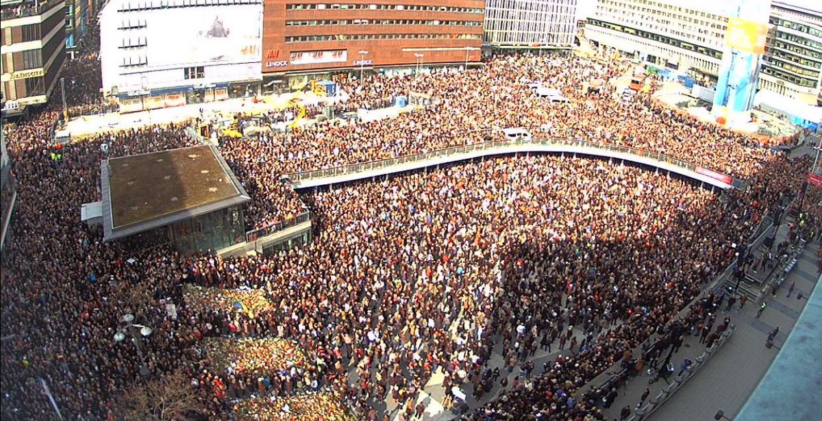 margotwallstrom's tweet photo. Deeply moved by the amazing sea of people, the warm words spoken, and all the solidarity shown at Sergels torg today. #OpenStockholm https://t.co/mgnU0qnYem