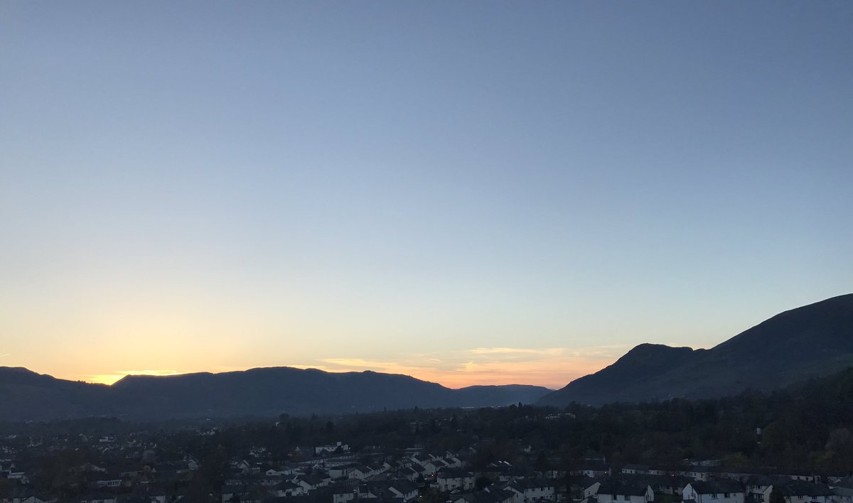 Beautiful sky again last evening!😍 #LakeDistrict #Sunset #Keswick #Lucky #Easter