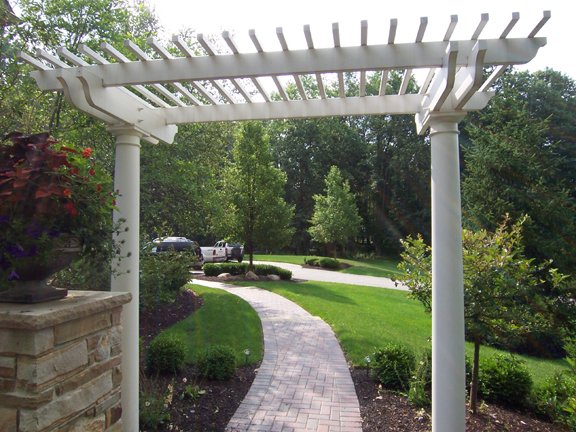StonewayInc's tweet photo. This weather has us thinking about the Summer days ahead... Interested in a #pergola, #arbor or #deck to complete your backyard? Contact us! https://t.co/nAeekBn3BK