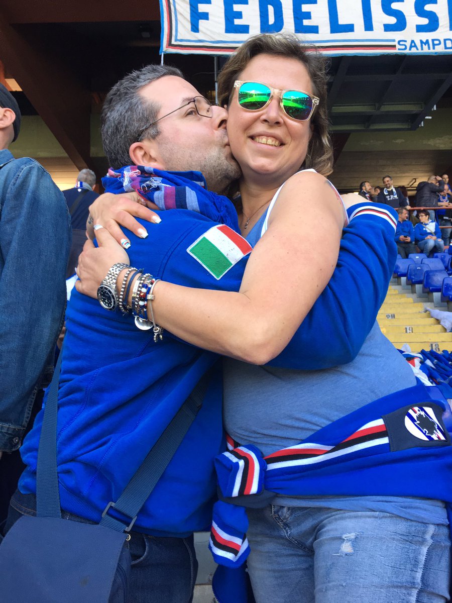 SampdoriaClubRM's tweet photo. #AlDiLaDelRisultato @KettyCosta17 @sampdoria1946 https://t.co/wRbFGbxx4F