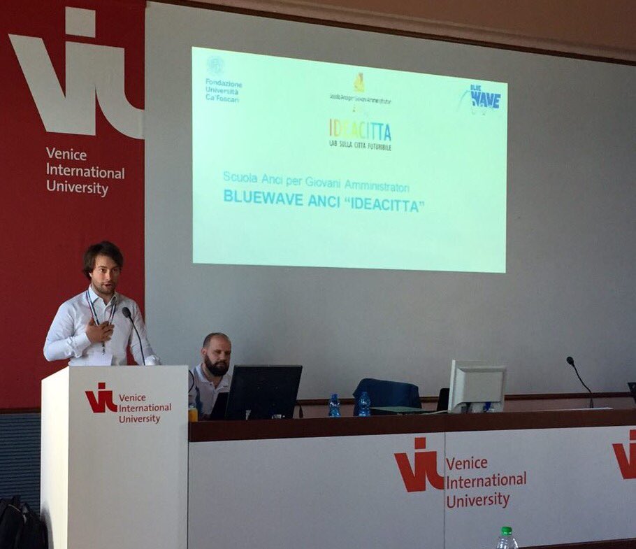 JacopoPertile's tweet photo. Design Thinking meets PA #ancibluewave #ideacitta @CaFoscari @AzzurroDigital https://t.co/WrIjLL7sk3