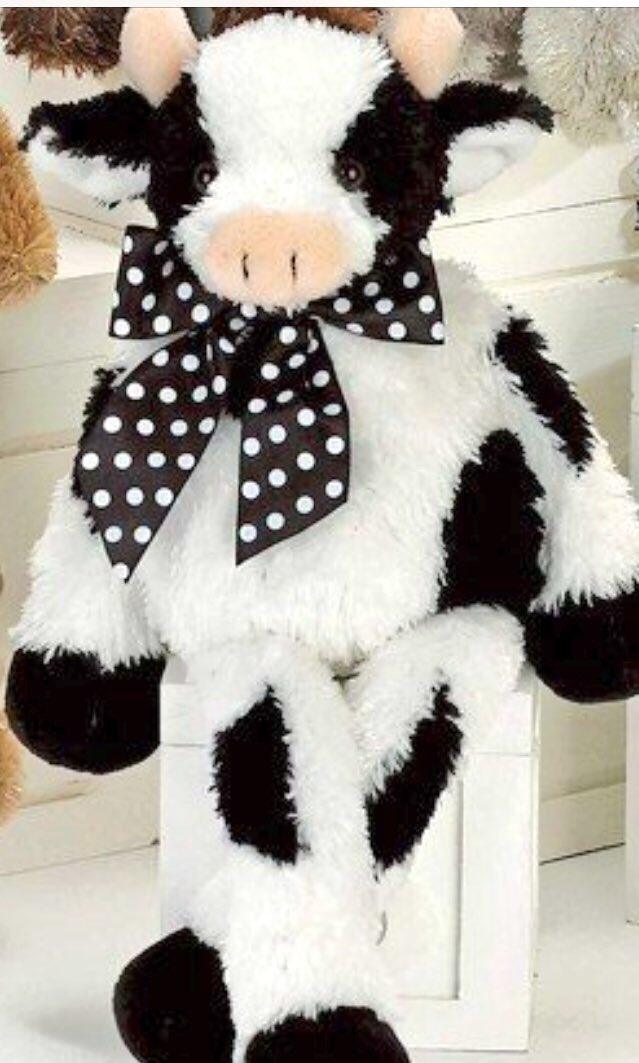BreakneckPedigo's tweet photo. Have you seen this cow? Lost at Greater Columbus Convention Center this weekend (4/7-4/9). #findmooann #ncd #thestrive #ncdcon2017 https://t.co/NXaLmr85mk