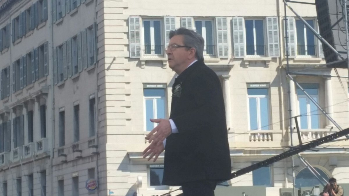 plaurent_pcf's tweet photo. Belle mobilisation à  Marseille.  Un discours fort pour la Paix. On continue jusqu'au dimanche 23 avril #JLMMarseille https://t.co/RBqTzdVITv