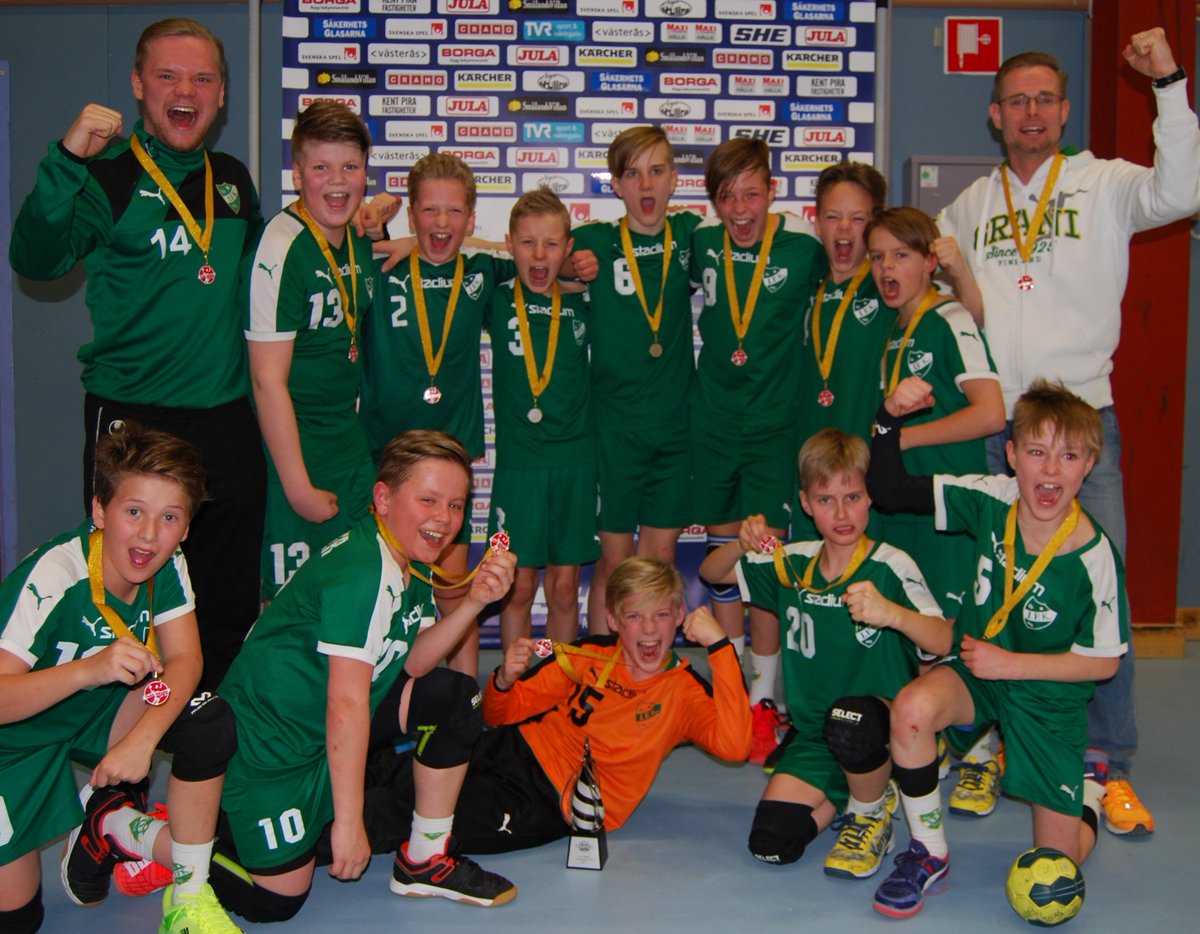 Vi gratulerar Grankulla IFK 1 P05 från Finland till seger med 11-6 mot Västeråsirsta HF 1. irstablixten.cups.nu/2017/grankulla… #irstablixten #TV021
