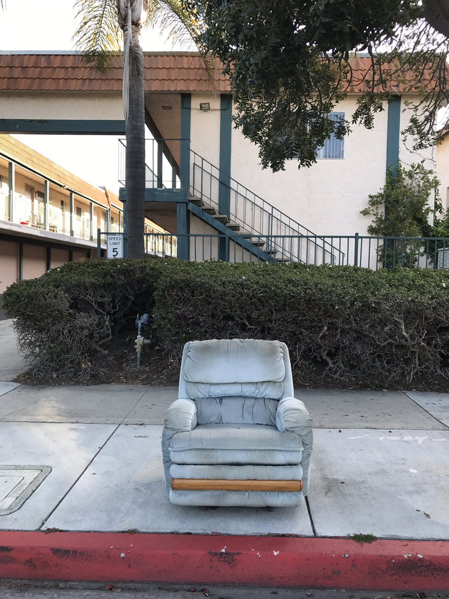 SpottedStone's tweet image. #chairsinnature. #culturasd  #LoveWhereYouWork