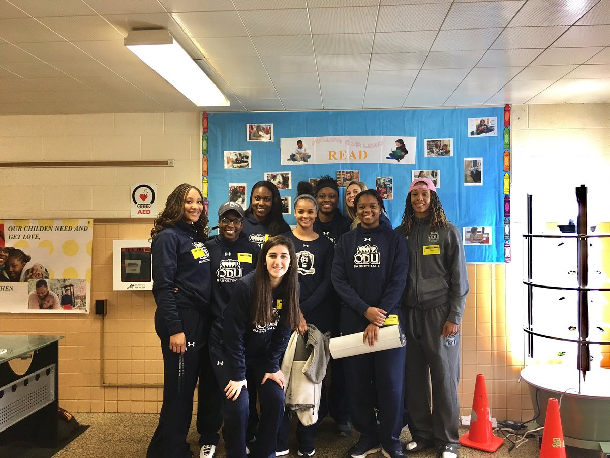 Your Lady Monarchs are so excited to attend the Education Day school spirit pizza party! Way to go Tidewater Park ! @NPSchools