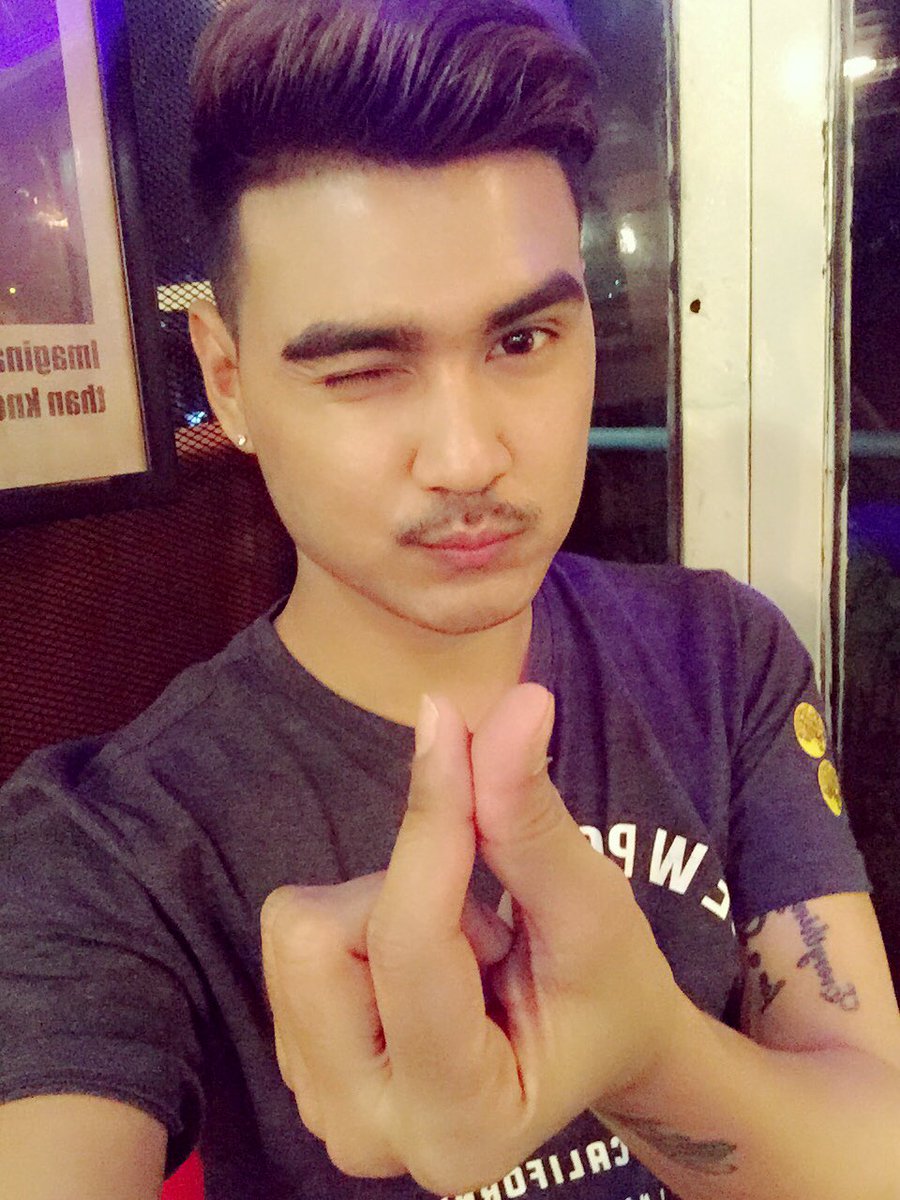 hirush3_hi's tweet photo. အသဲေလးေတြေပးမယ္ .. ယူမလား ❤️❤️❤️😉😉😉 https://t.co/IgiW7M7thW