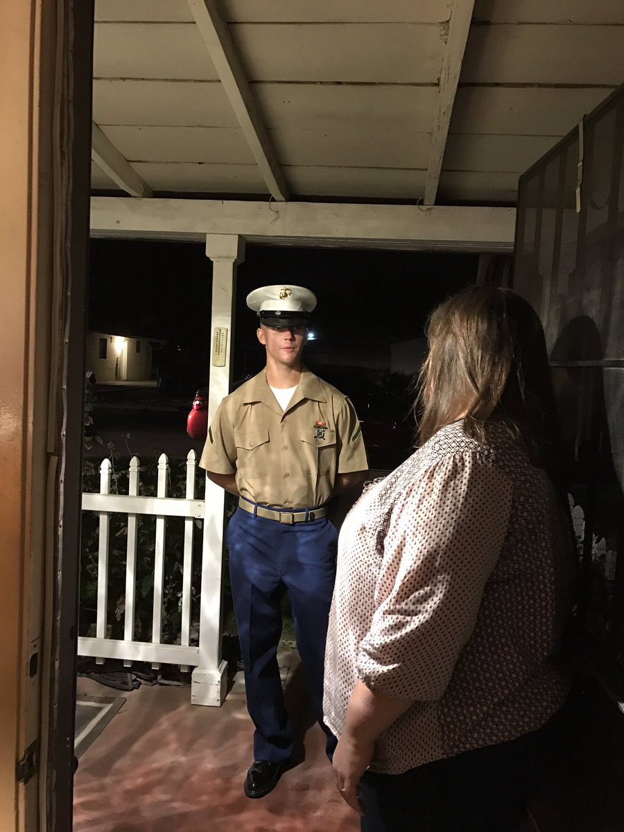 AndyCecil1's tweet photo. Look at what showed up at my door Sunday night...... very proud of this young man....much ❤️ and respect for anyone who's puts on a uniform https://t.co/F9aYivrtsi