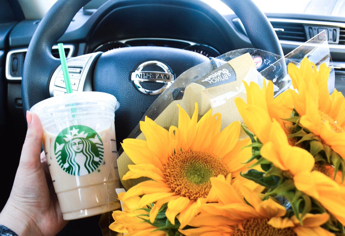 Katie_Lovelyy's tweet photo. I tried @carshare and I'm spilling all about it #ontheblog today! #enterprisecarshare #sponsored https://t.co/yLnIf8Jt0g https://t.co/dYmQ6SyxbL