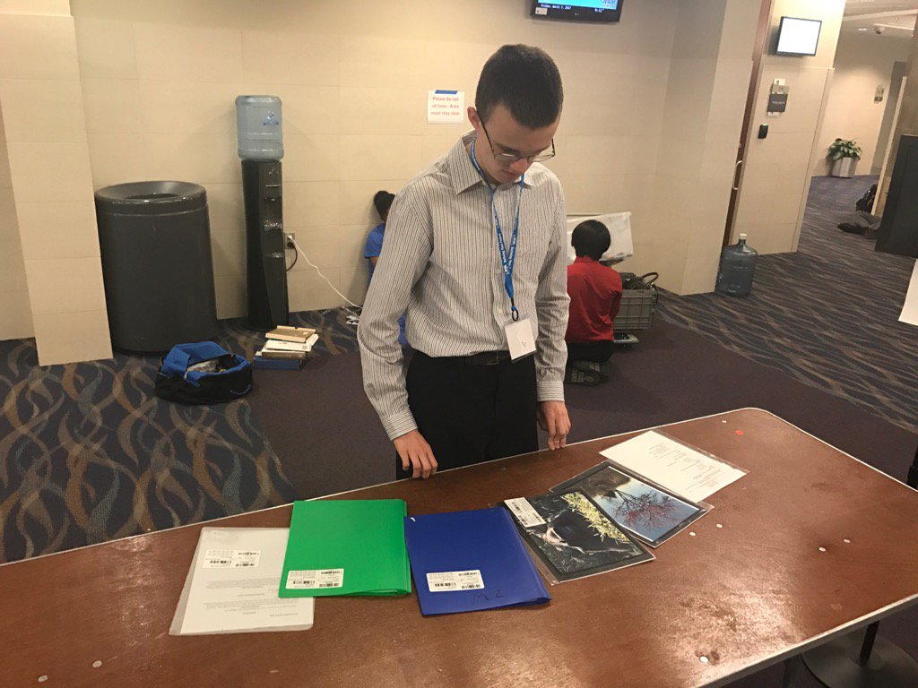 Wetchensky's tweet photo. Zach turning in his six entries at TSA state @tsahebron @Hebron_HS https://t.co/oKFcvwopaO