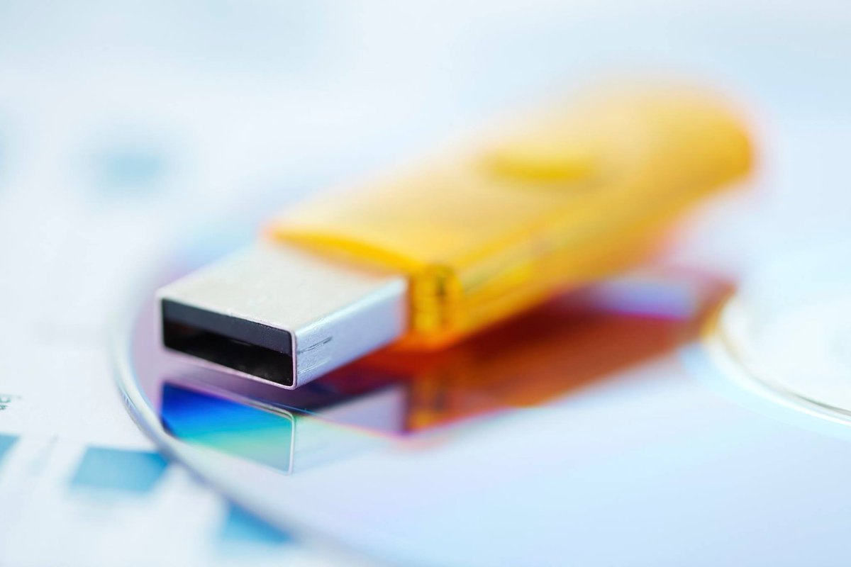 diese171's tweet photo. Pensez #diese17 pour vos #réalisations #suivantes @cci_paca 
#Goodies #Stylos #Gravures #CD #Packaging #Clés #usb #Sacs #Mailing &amp; #emailing https://t.co/XUxylhJHSL