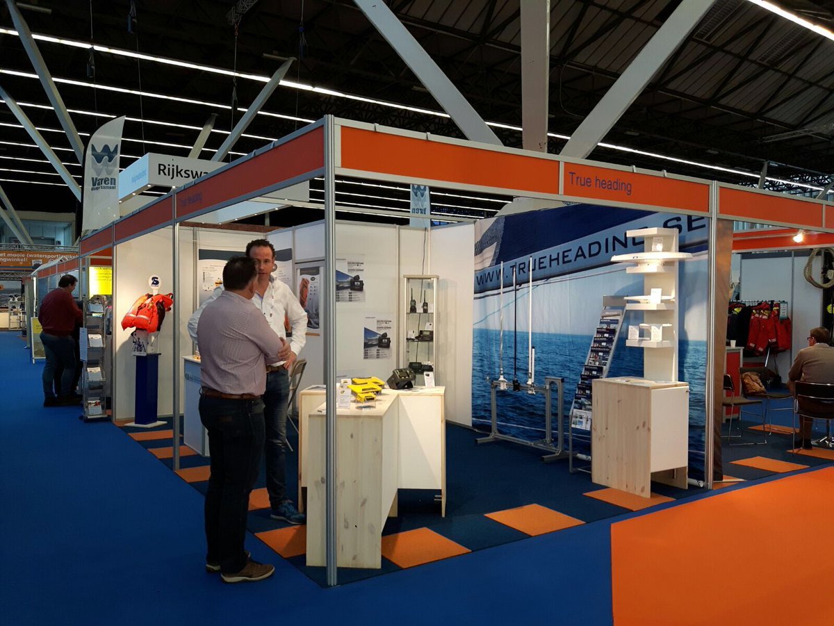ShiptronTrading's tweet photo. Standard Horizon producten dealers pleziervaart pagina
https://t.co/v9LuvfqhsZ
#trueheading
#standardhorizon
#veiligvaren https://t.co/t3tpPddGwN