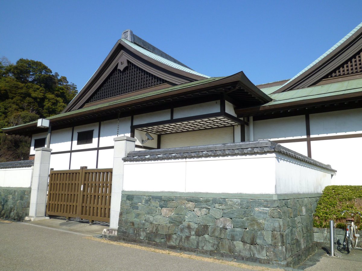 hiro165usa's tweet photo. Day of the Castle - April 6th
#castelpark #parkphotography #castelgate
#JapaneseGarden #ShotOnIPhon #Archtecture #moat #Pinus https://t.co/zd2yZkOZQd