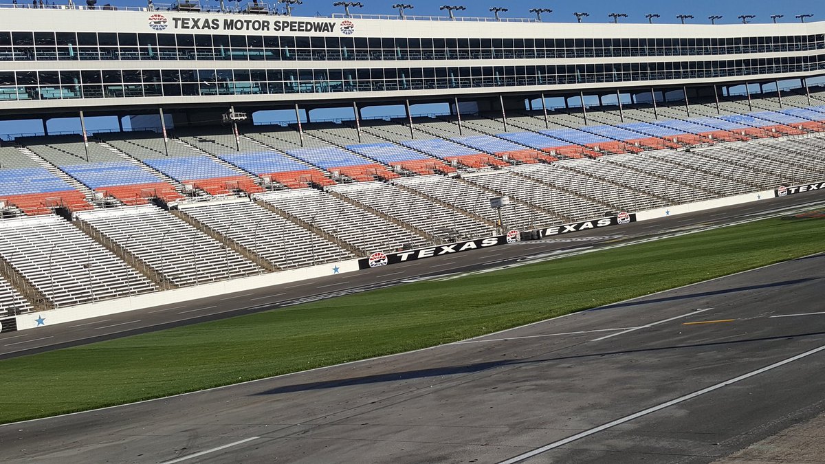 KyleRRickey's tweet photo. Good morning from @TXMotorSpeedway Going to be a busy day of practice and qualifying. #NASCAR #AskMRN https://t.co/xRzFMthEMq