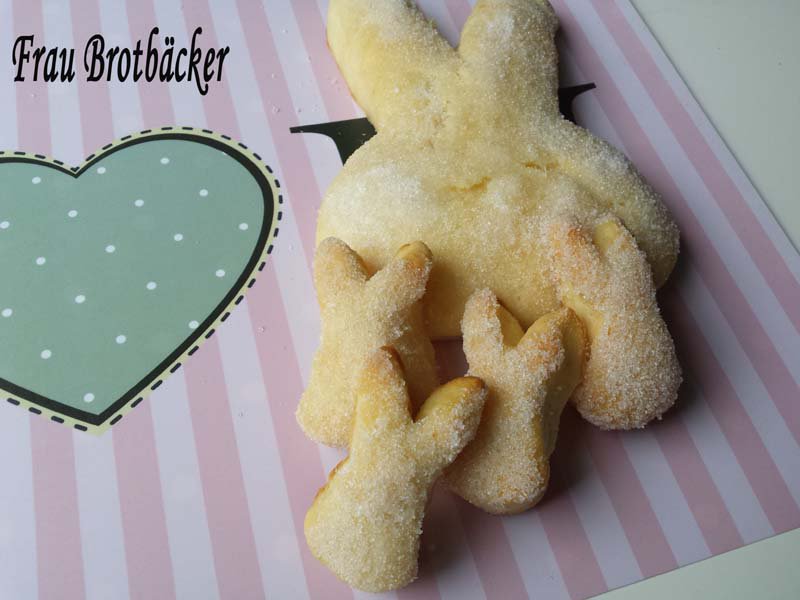 frauBrotbaecker's tweet photo. Quarkhasen 
https://t.co/Fz2wrHxF99
#quarkteig #backen #rezept #foodblogger #ostern #naschen #foodporn https://t.co/OSZ3o7yflV
