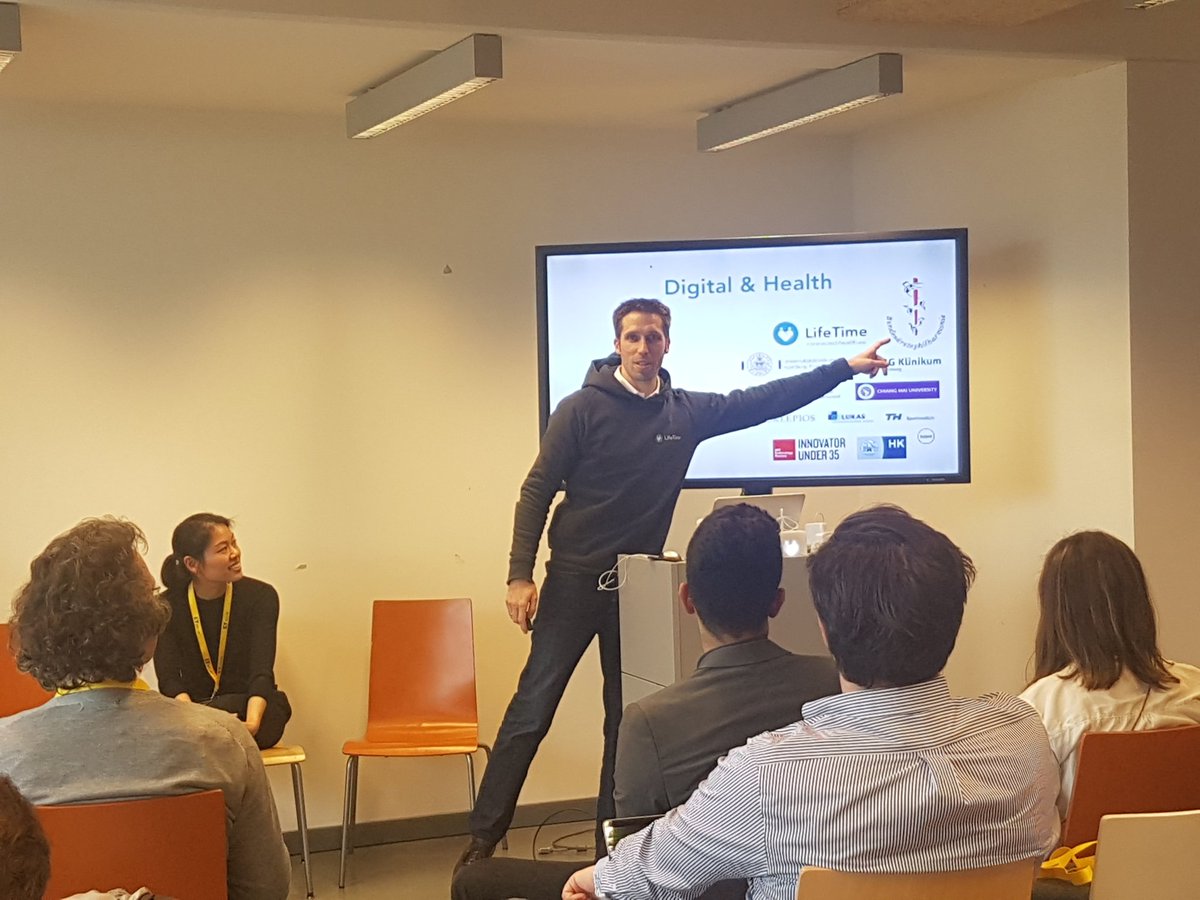 JanFroysok's tweet photo. #LifeTime is awesomely amazing! Great to have you here at #SCB17 #berlin #DigitalHealth #DigitalHealthCamp https://t.co/iz5b5P2FMA