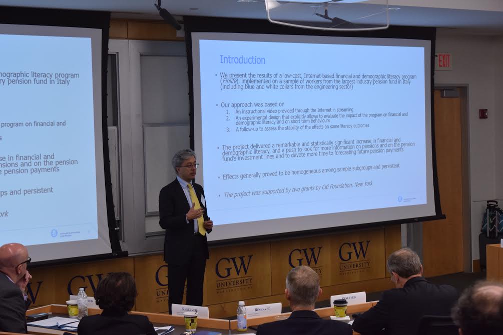 Dr_AnnaLusardi's tweet photo. Francesco Saita of @Unibocconi presents research on promoting financial and demographic literacy from Italy #CBFinEd2017 https://t.co/XpKfiToTmM