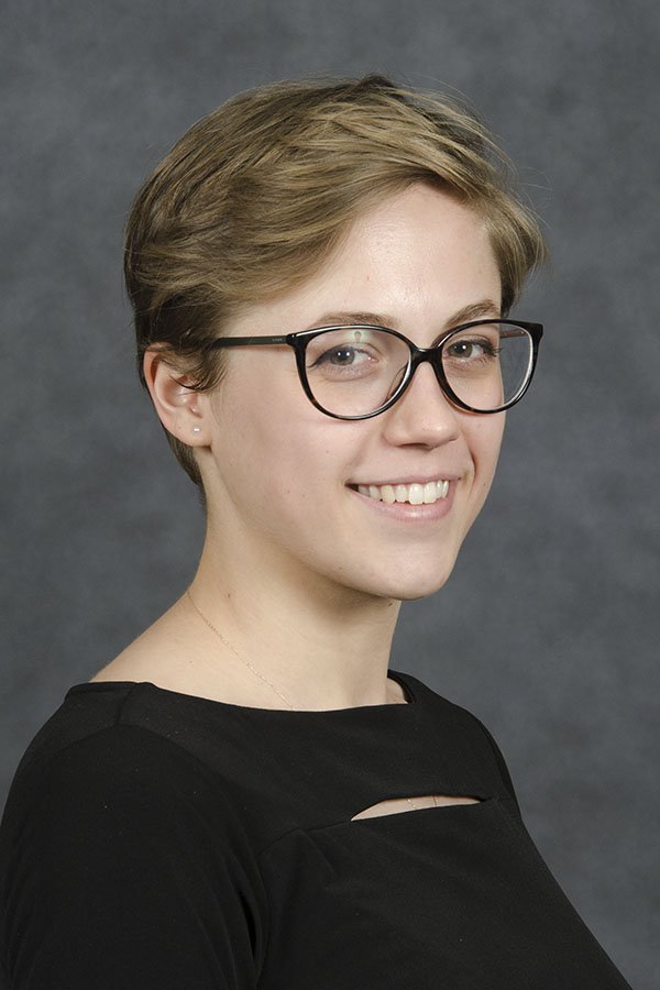 UCBlueAsh's tweet photo. Today's final #UCSMW event is getting your FREE professional headshot for use online. Come to the Admissions office, Muntz 151, 12:30-2:00p. https://t.co/CH50aMWAA4