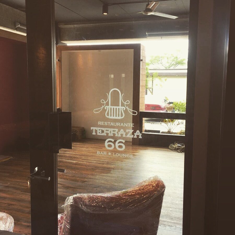 PostNetSabana's tweet image. Otro cliente satisfecho. Rotulado en vinilo autoadhesivo para el Restaurante Terraza66 #Rotulado #PostNetSabana #impresión #diseño #PostNet