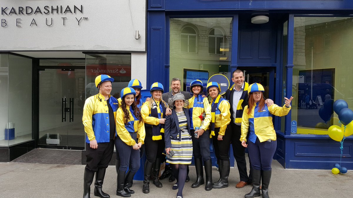 Great day promoting in Liverpool #Ladiesday #Nationalready <a href="/sea_pigeon/">Steven White</a> <a href="/WHRegion6/">Region 6</a>